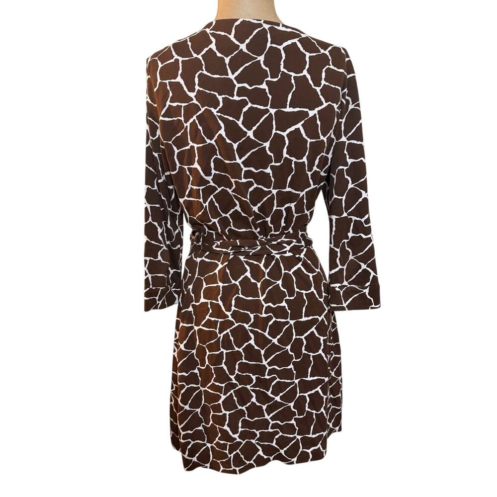 Diane von Furstenberg Wrap Dress Brown & White Giraffe Print Silk Jersey size 8 - Picture 5 of 7
